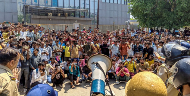 नोएडा और ग्रेटर नोएडा की ताज़ा खबरें, ब्रेकिंग न्यूज़, स्थानीय घटनाक्रम और क्षेत्रभर की लाइव अपडेट्स यहां पढ़ें। नोएडा और ग्रेटर नोएडा की ताज़ा खबरें, ब्रेकिंग न्यूज़, स्थानीय घटनाक्रम और क्षेत्रभर की लाइव अपडेट्स यहां पढ़ें।